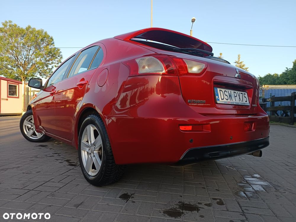 Mitsubishi Lancer - 8