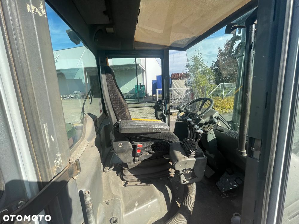 Kalmar DCE 50-6 - 11