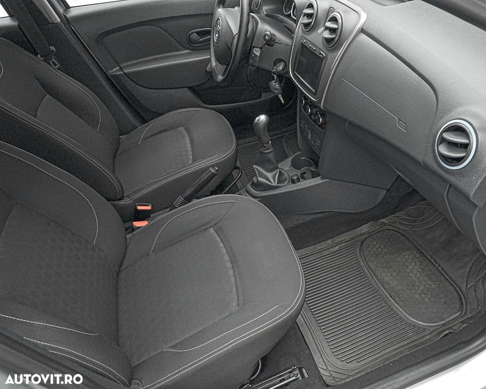Dacia Sandero 0.9 90CP Ambiance - 12