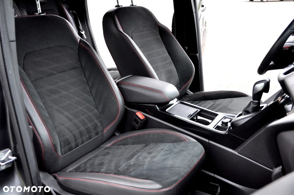 Ford Kuga 1.5 EcoBoost 4x4 ST-Line - 35