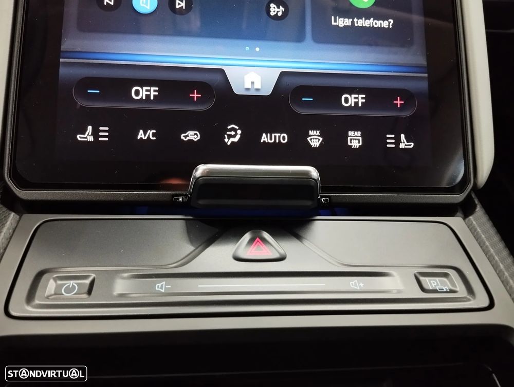 Ford Explorer 79 kWh Premium - 45