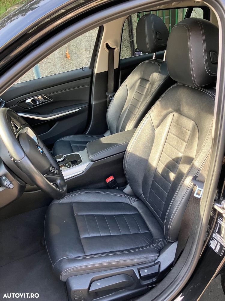 BMW Seria 3 320i AT - 7