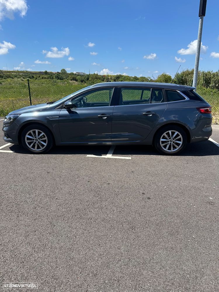 Renault Mégane Sport Tourer 1.5 dCi Intens - 1