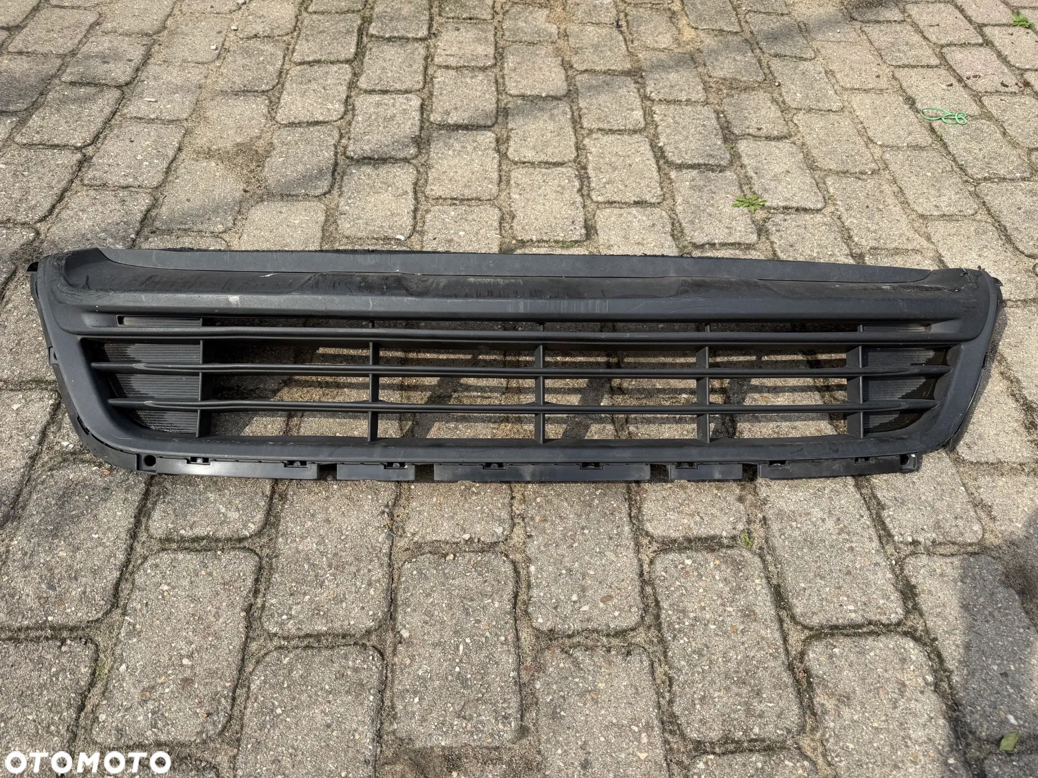 KIA CARENS IV LIFT 16- KRATKA ZDERZAKA PRZÓD PRZEDNIA - 1