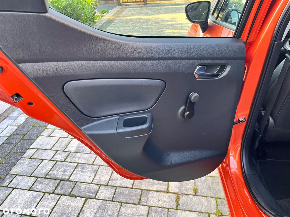 Nissan Micra 1.0 IG-T Visia+ - 33