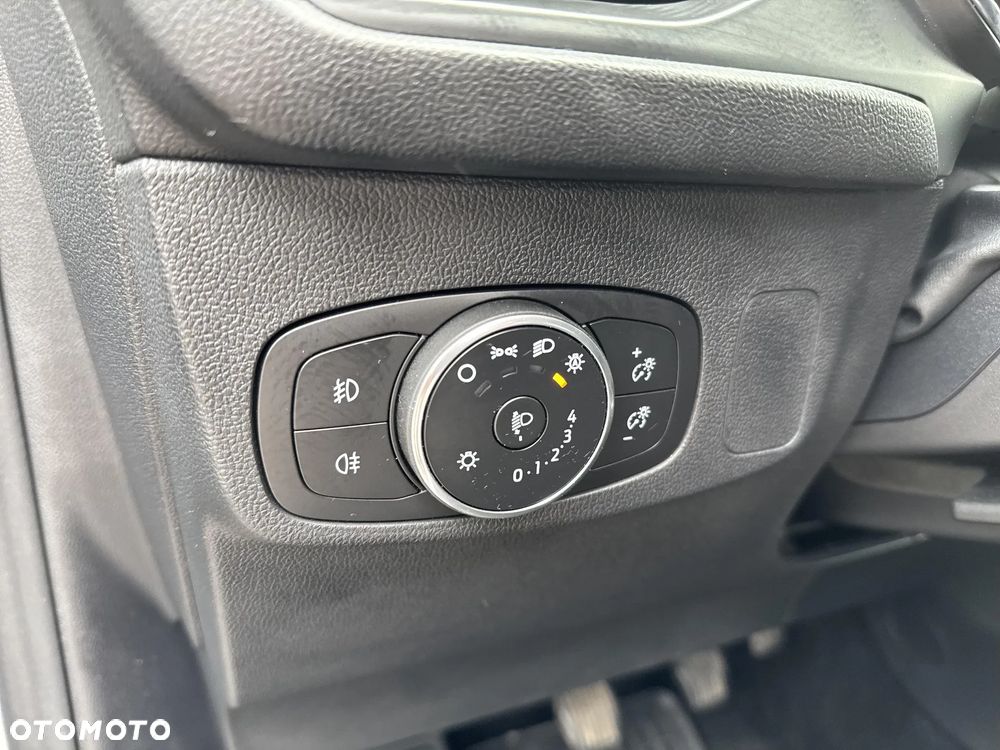 Ford Focus 1.0 EcoBoost Trend - 10