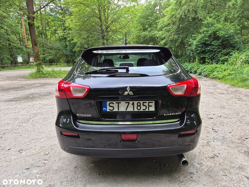 Mitsubishi Lancer 1.5 Invite - 5