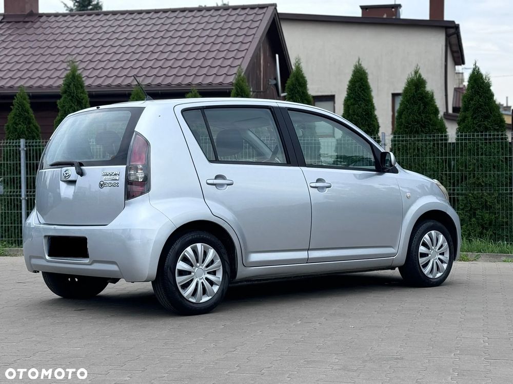 Daihatsu Sirion 1.3 CooLine - 7