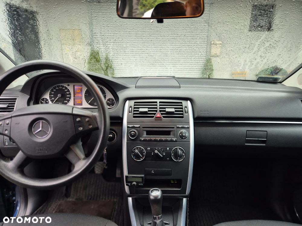 Mercedes-Benz Klasa B 180 CDI - 16