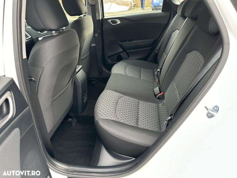 Kia Ceed 1.5 T-GDI 6MT Best - 15