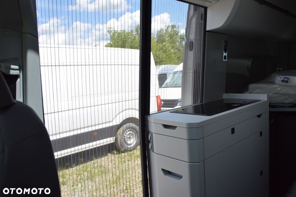 Volkswagen Grand California 600 | 2.0 TDI 177 KM | AUTOMAT | NOWY | BOGATE WYPOSAŻENIE - 31