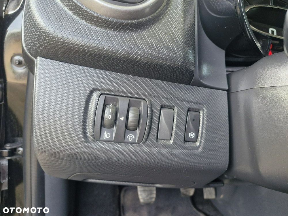 Renault Clio - 16