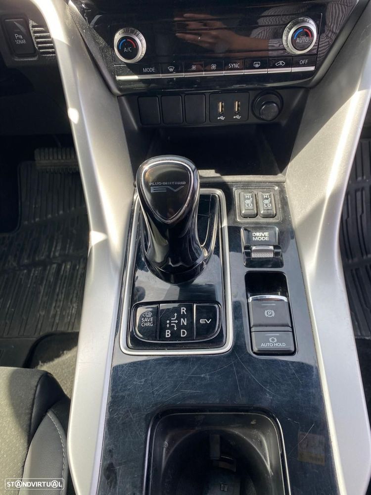 Mitsubishi Eclipse Cross 2.4 PHEV eMotion - 5