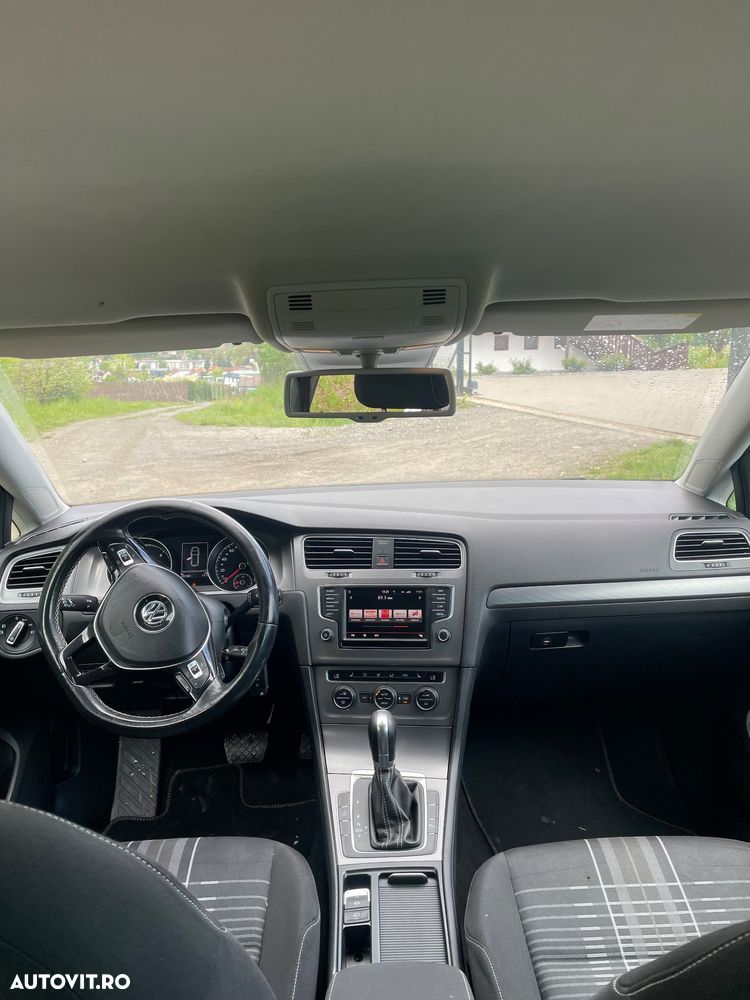 Volkswagen Golf 2.0 TDI DPF BMT DSG Comfortline - 4