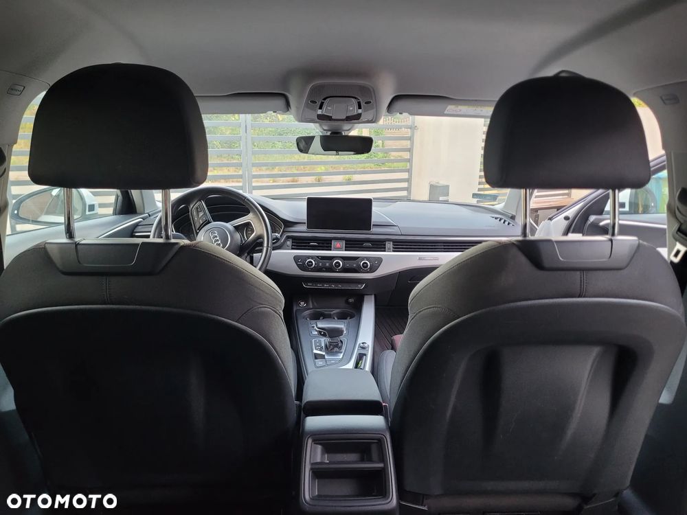 Audi A4 Avant 2.0 TDI S tronic quattro - 12