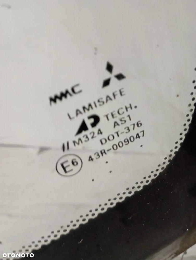 Szyba przednia czołowa Mitsubishi Lancer - 2