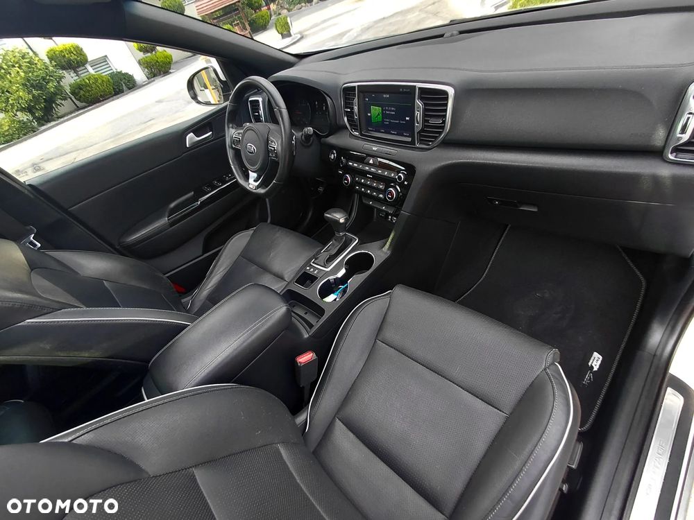 Kia Sportage 2,0 CRDI AWD GT Line - 23