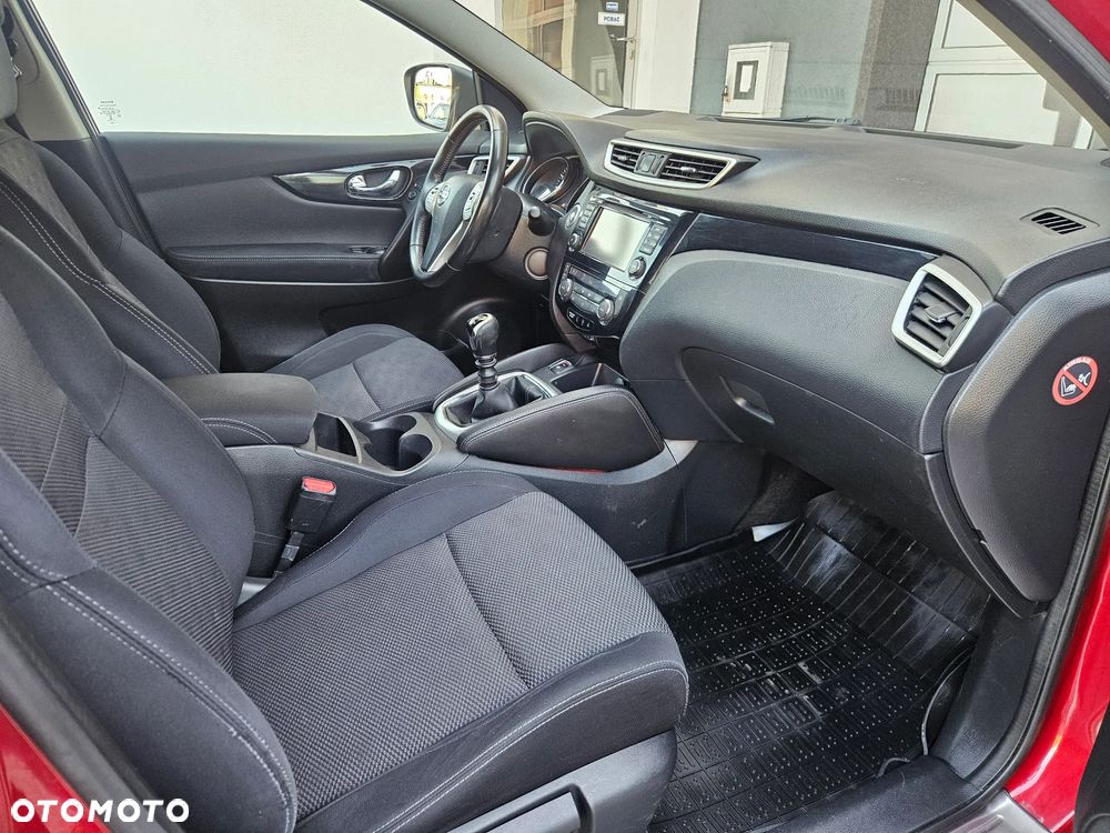Nissan Qashqai 1.2 DIG-T N-Connecta EU6 - 12
