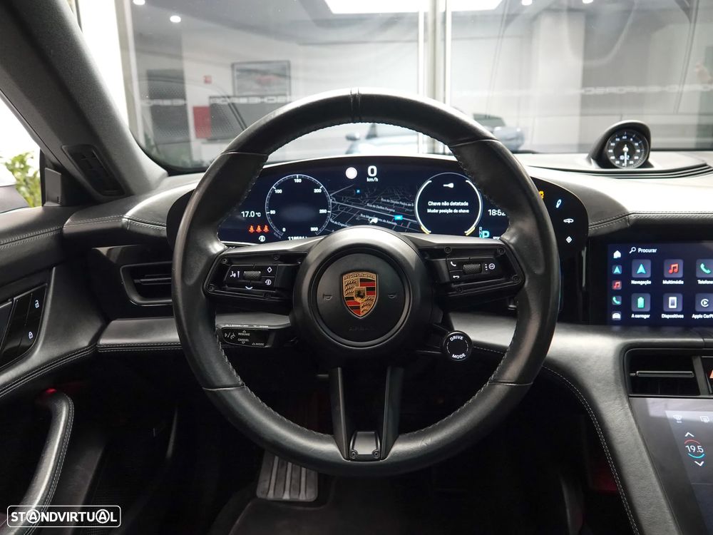 Porsche Taycan 4S - 22