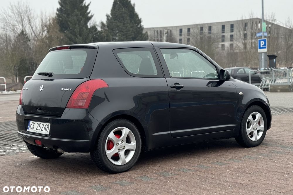 Suzuki Swift - 5