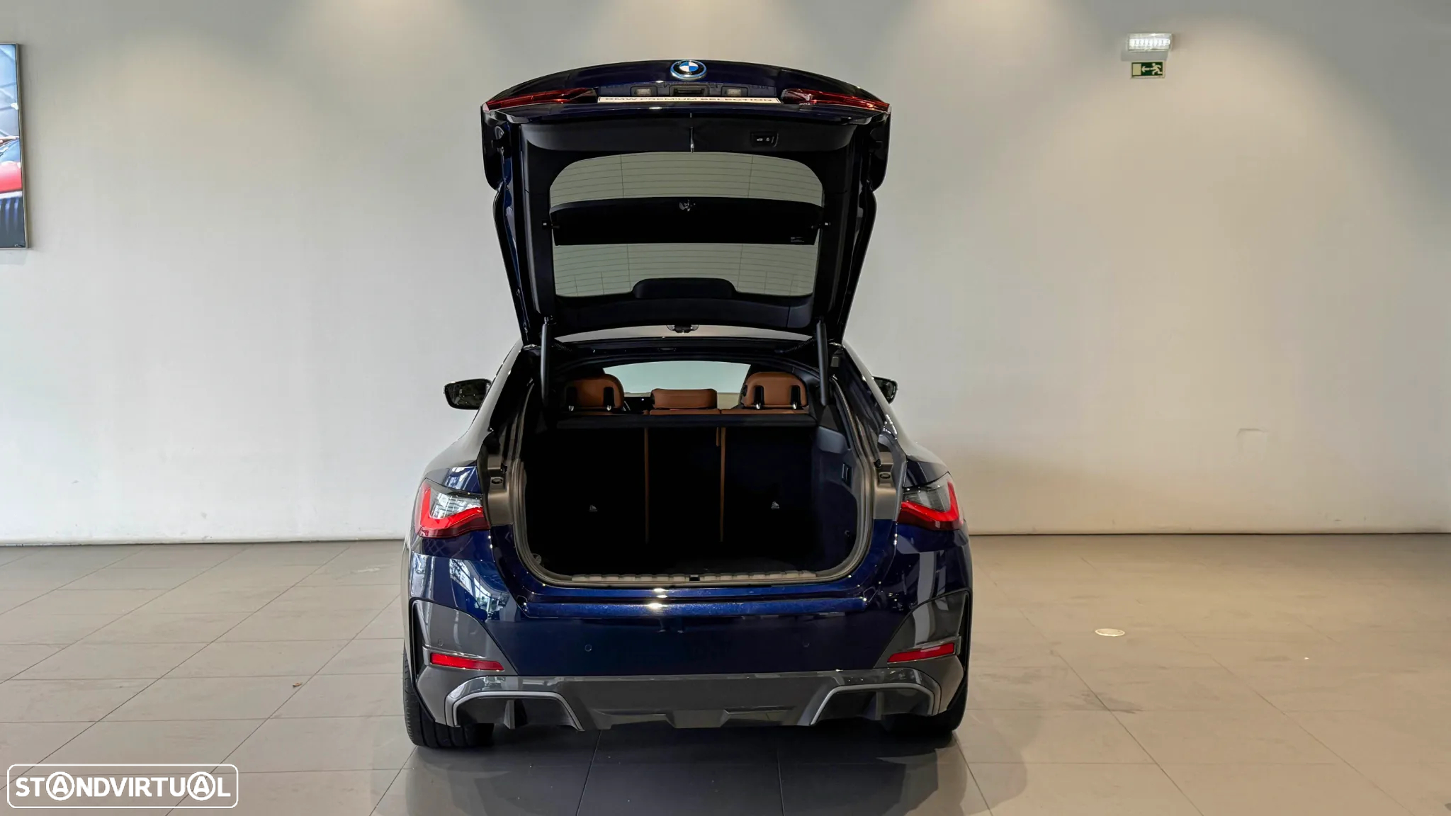 BMW i4 eDrive40 Pack Desportivo M - 24
