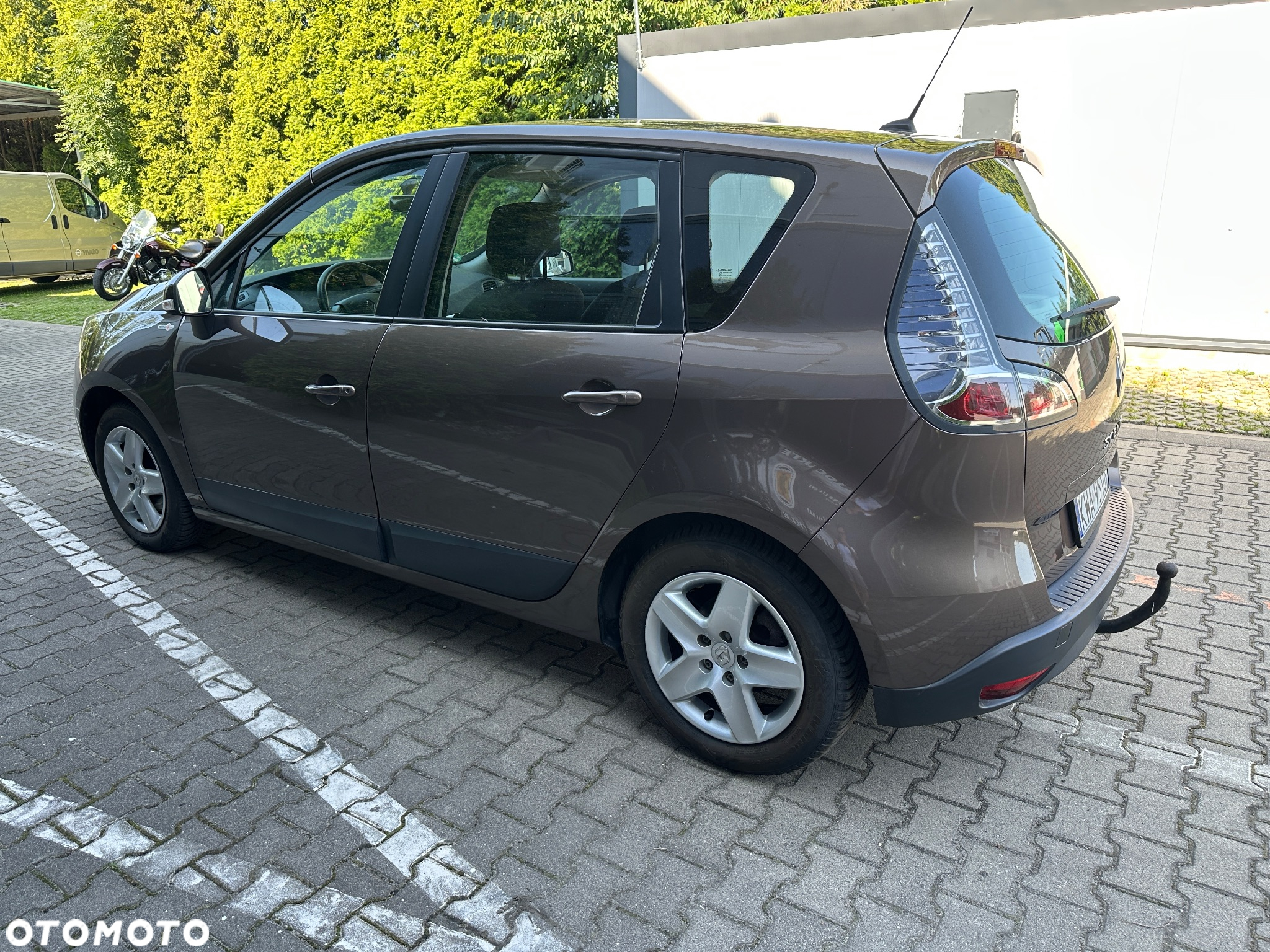 Renault Scenic 1.6 16V 110 TomTom Edition - 13