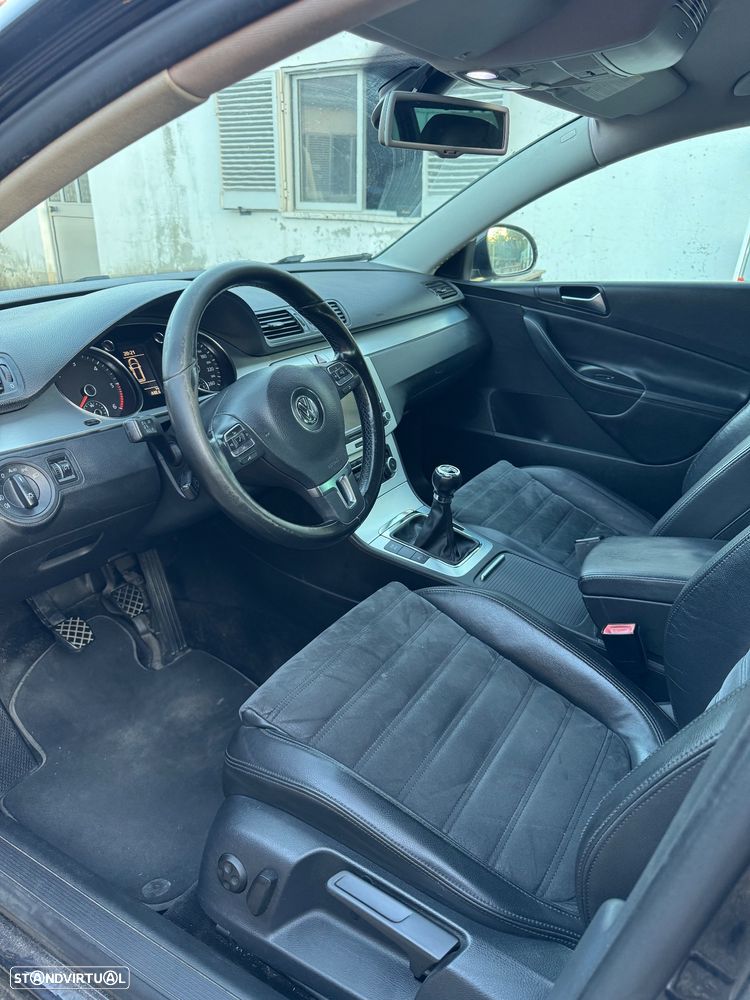 VW Passat Variant 2.0 TDI Highline - 18