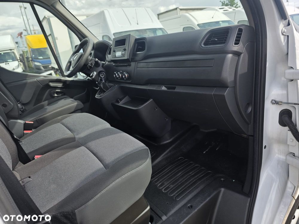 Renault Master Winda L3H2 - 11