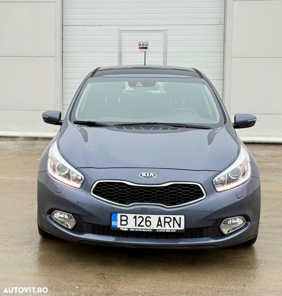 Kia Ceed 1.6 GDI DCT SW Platinum Edition - 1