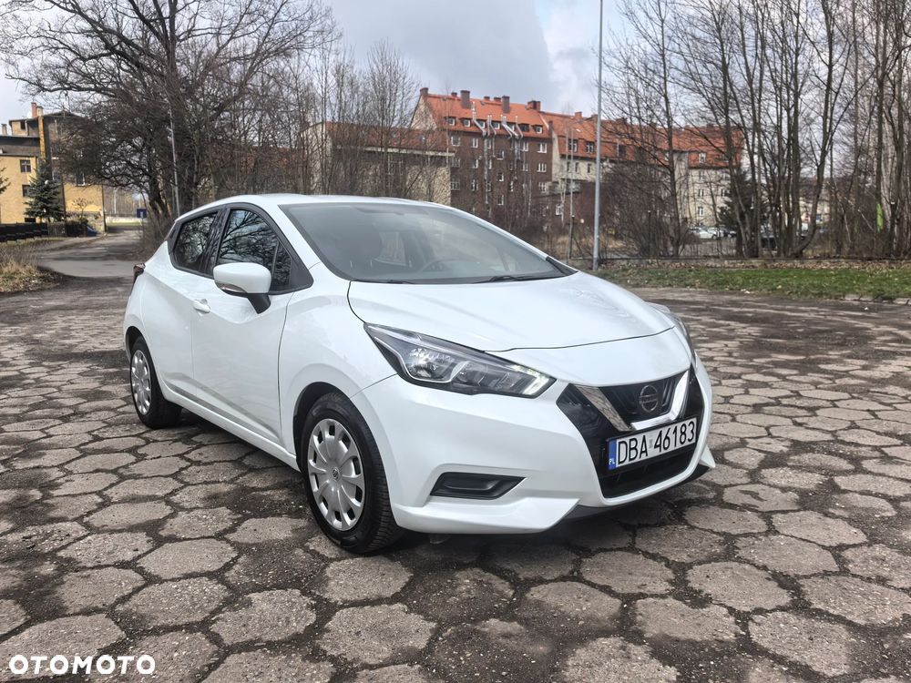 Nissan Micra - 1