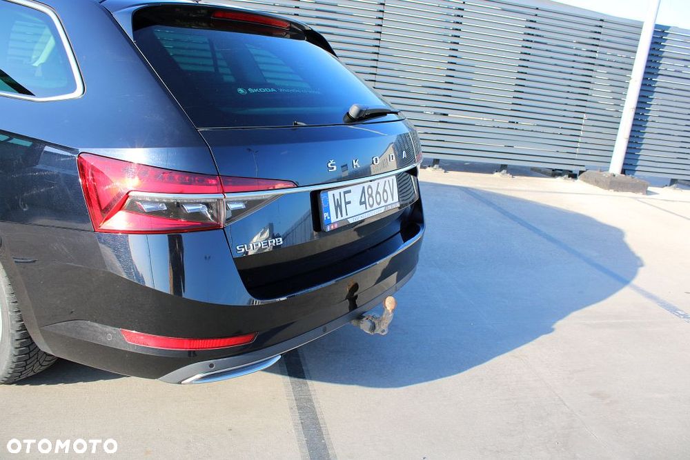 Skoda Superb 2.0 TDI SCR L&K DSG - 4