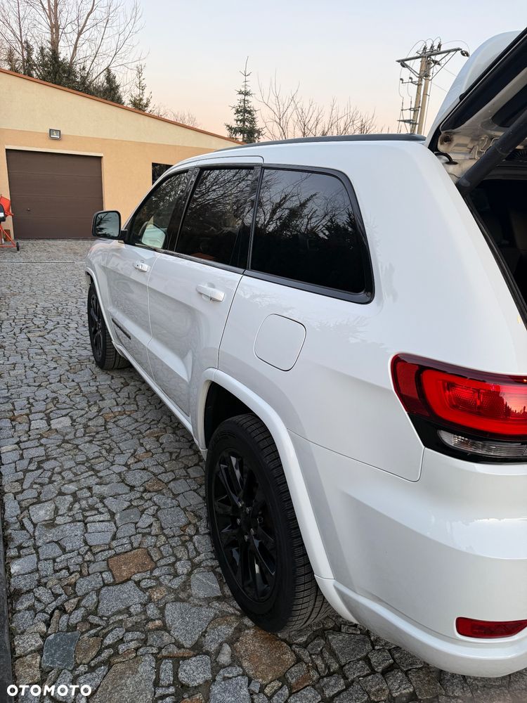 Jeep Grand Cherokee - 3