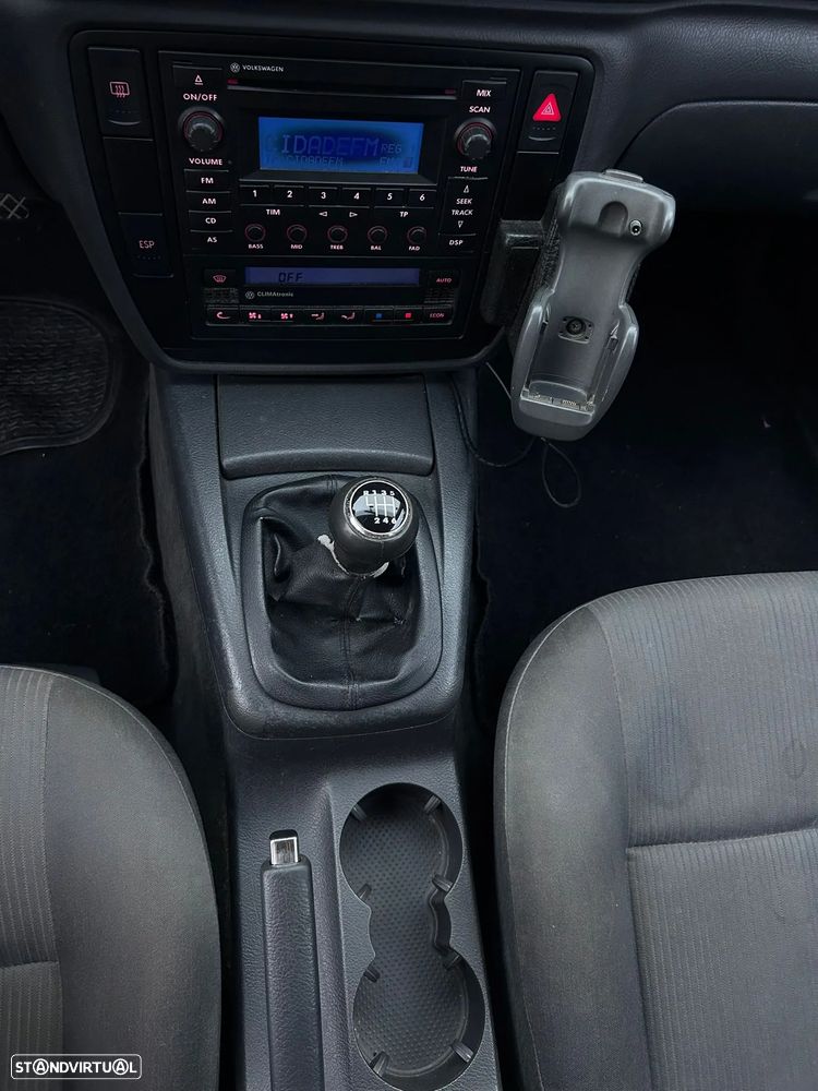 VW Passat - 16