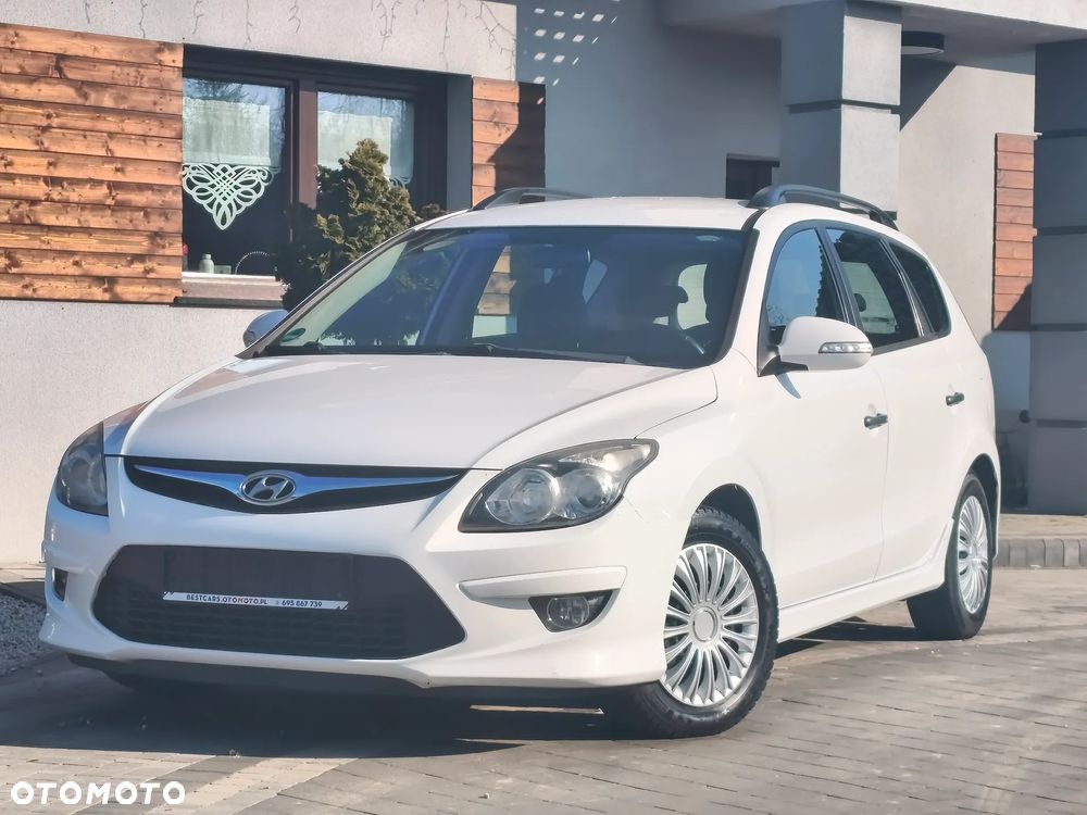 Hyundai i30 1.6 CRDi Classic + - 1