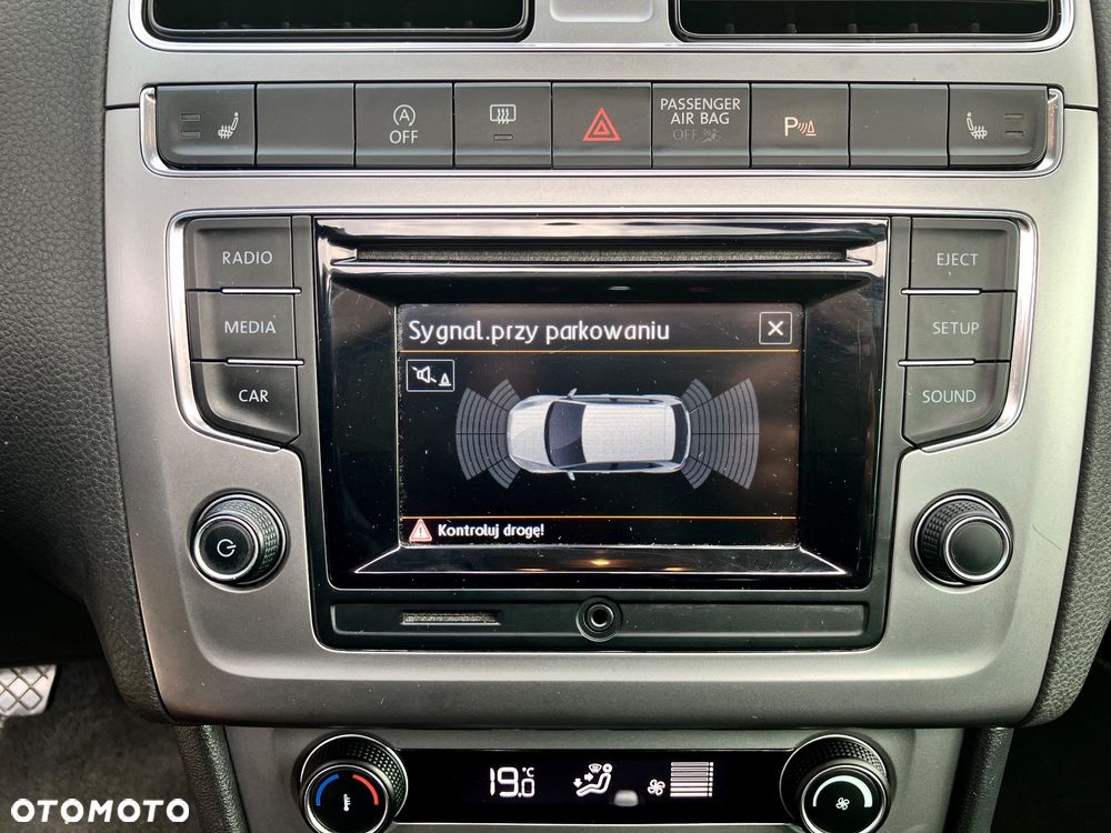 Volkswagen Polo 1.0 (Blue Motion Technology) Comfortline - 25