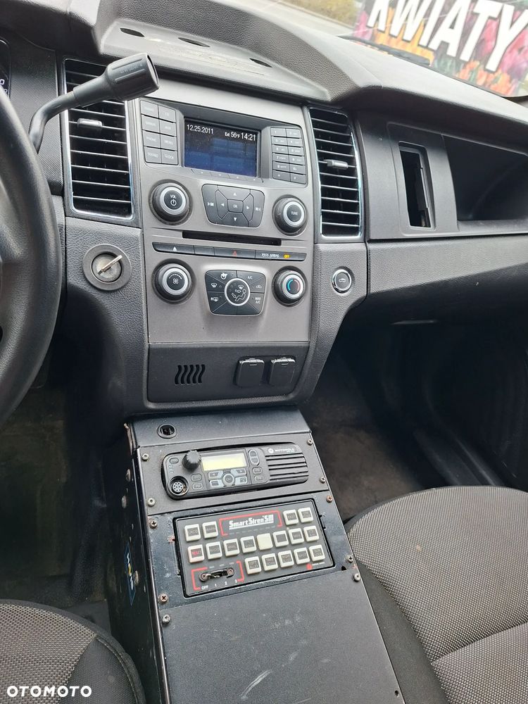 Ford Taurus - 5