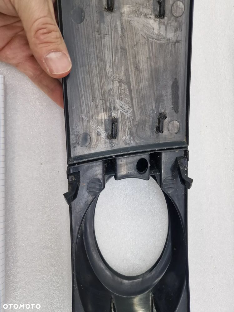 AUDI A6 C6 04- PRAWA KRATKA BOCZNA ZDERZAKA PRZEDNIEGO PRZÓD , NR 4F0807682A / 4F0807681A , NR AUKCJI E/19 - 5