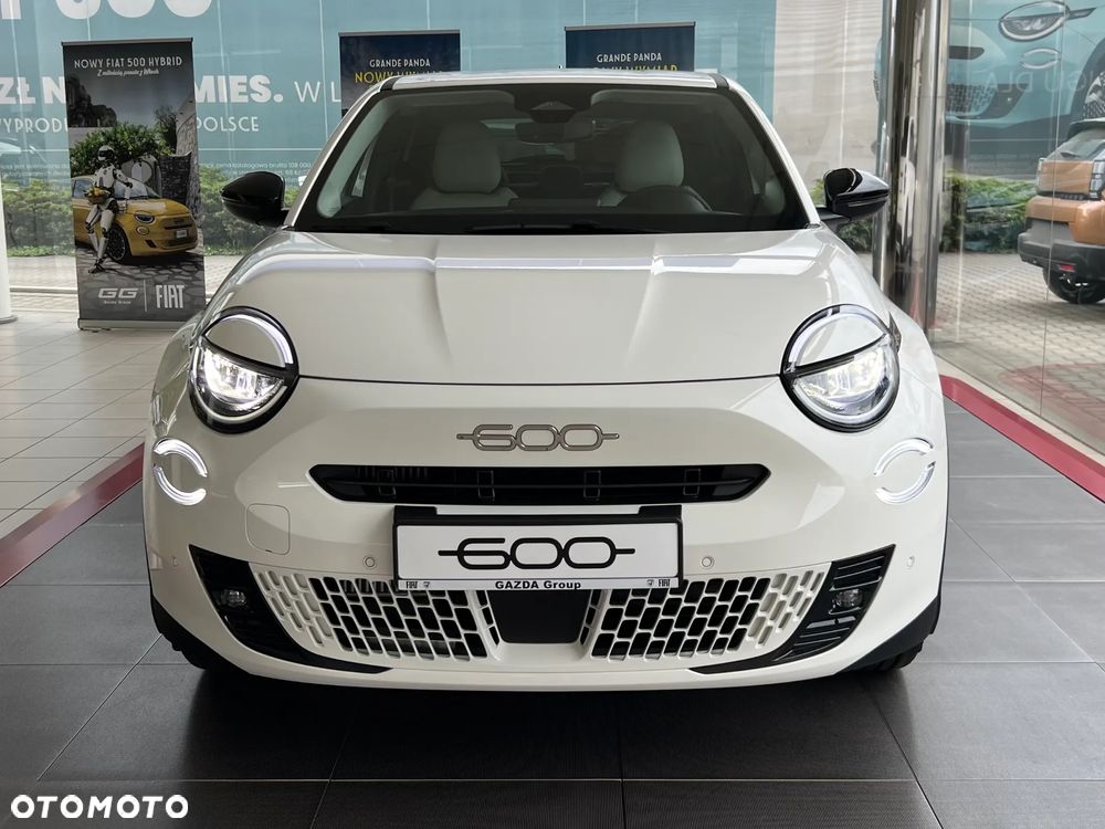 Fiat 600 1.2 Turbo La Prima eDCT - 3