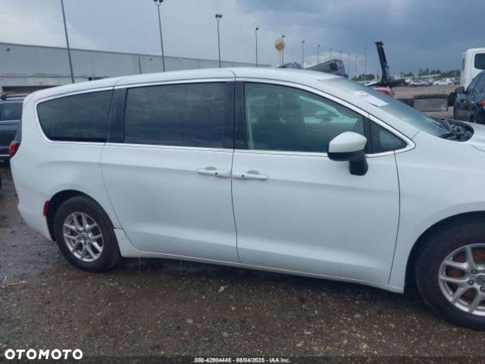 Chrysler Voyager - 9