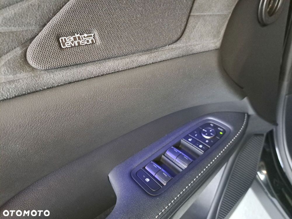 Lexus RX - 31