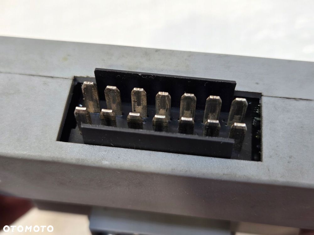 OPEL ASTRA H III MODUŁ STEROWNIK HAKA UN-17 - 4