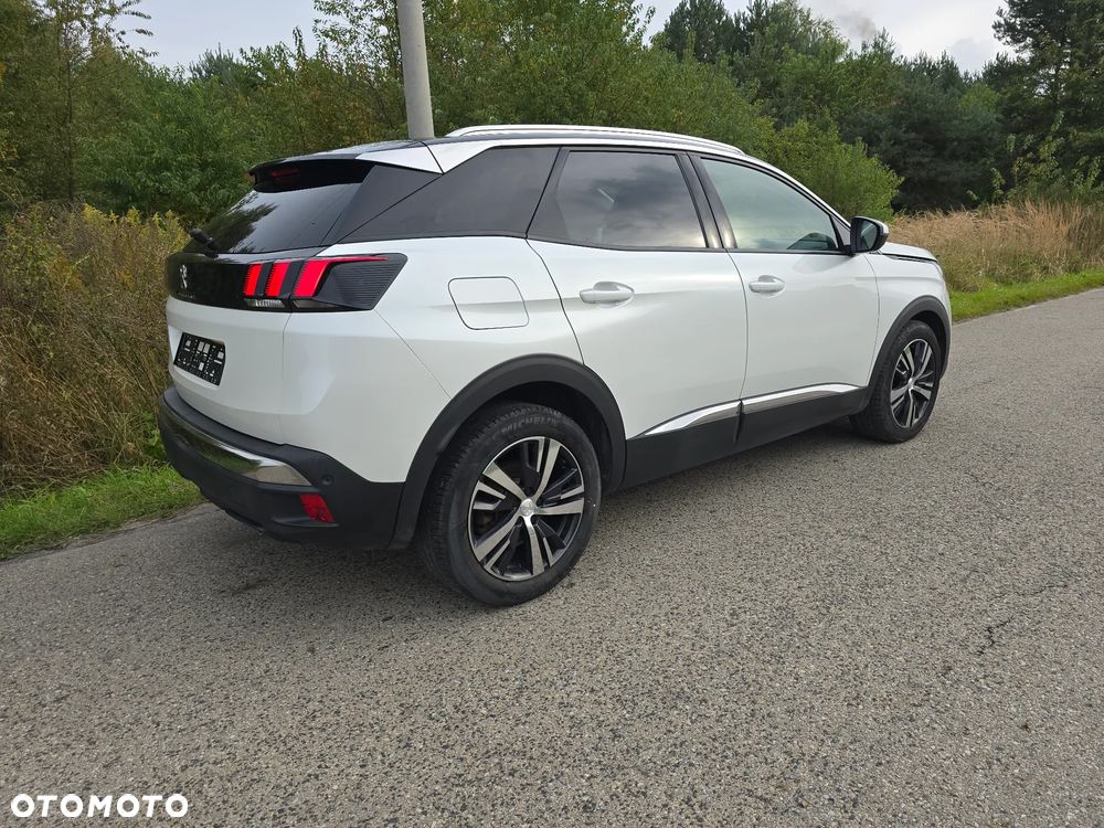 Peugeot 3008 1.5 BlueHDi Allure S&S - 23