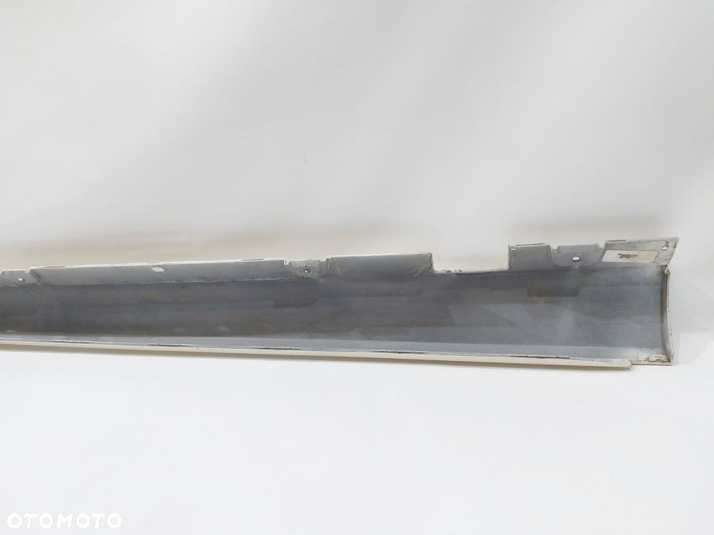 nakładka listwa progu lewa mercedes w213 a2136908304 - 6