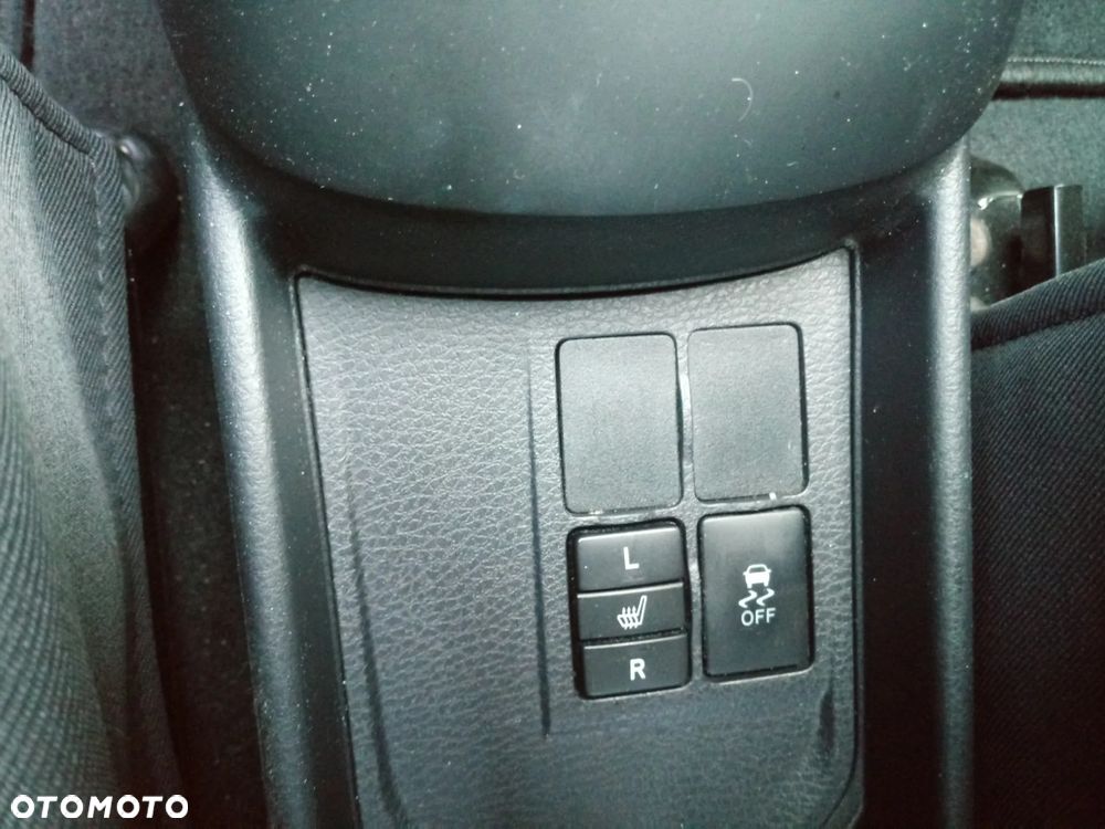 Toyota Yaris 1.5 Premium - 21