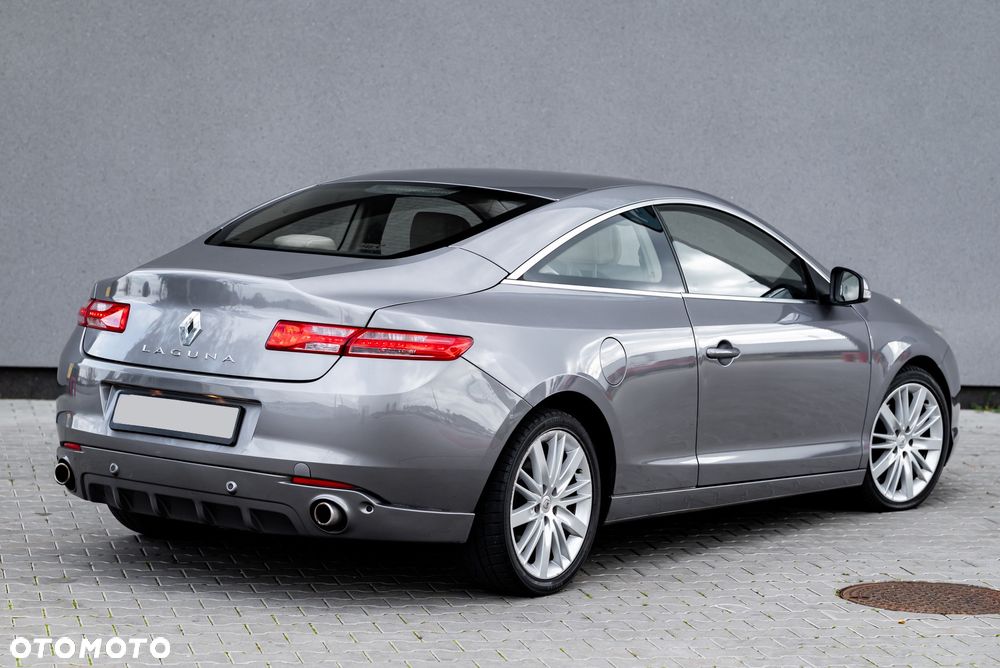 Renault Laguna V6 dCi 235 FAP GT - 10