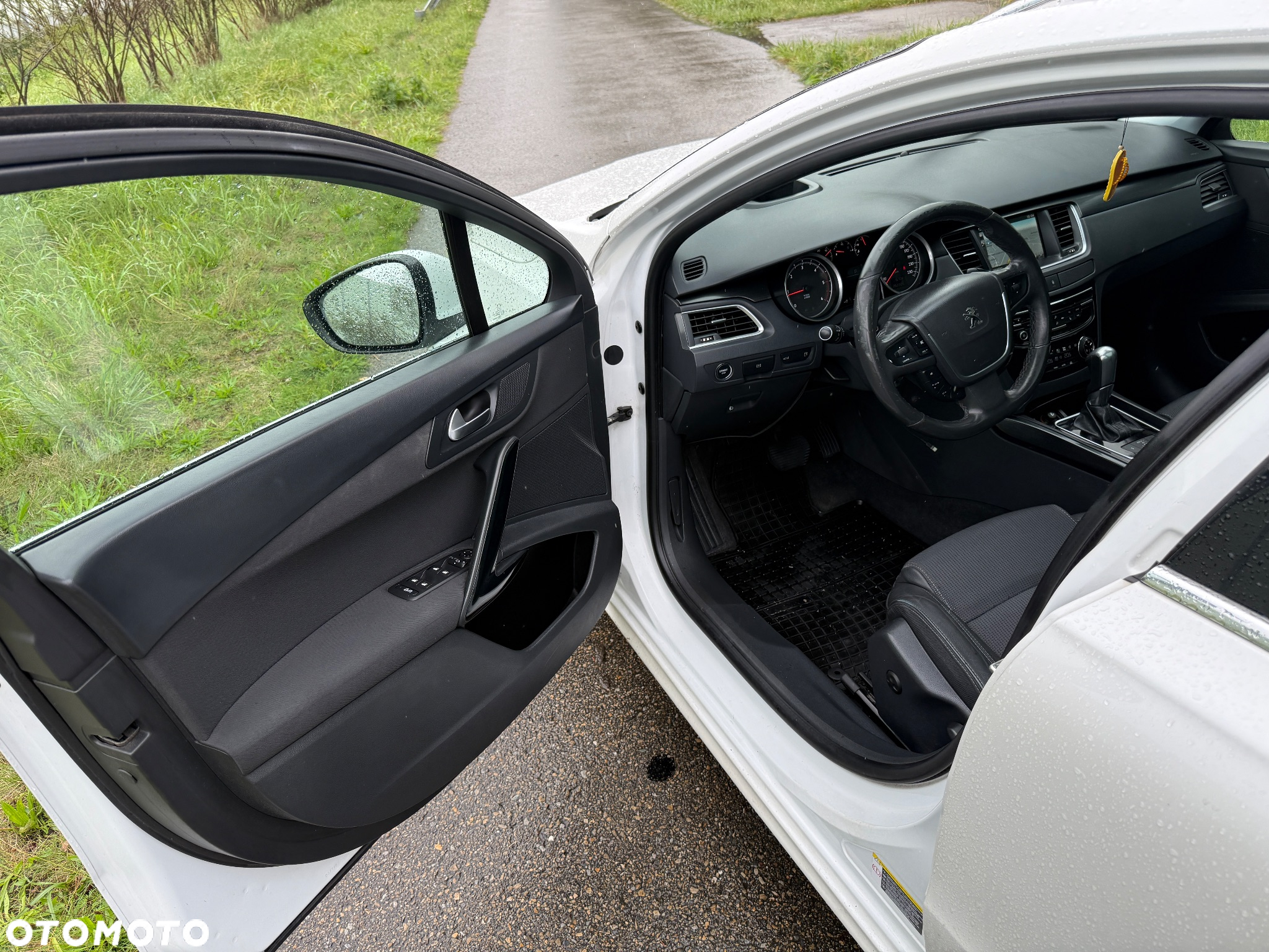 Peugeot 508 SW BlueHDi 180 EAT6 Stop&Start Allure - 4