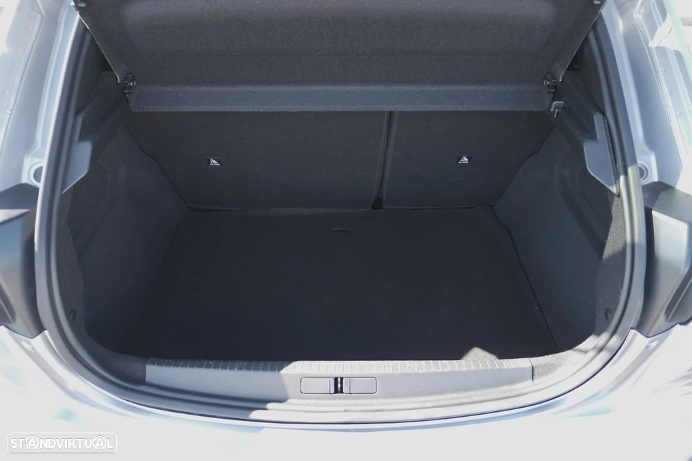 Peugeot 208 1.2 Hybrid Allure e-DCS6 - 26