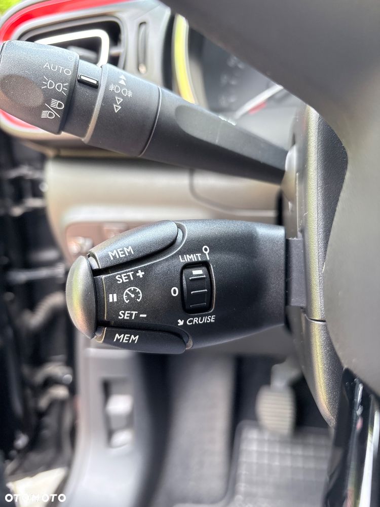 Citroën C3 1.2 PureTech Shine - 19