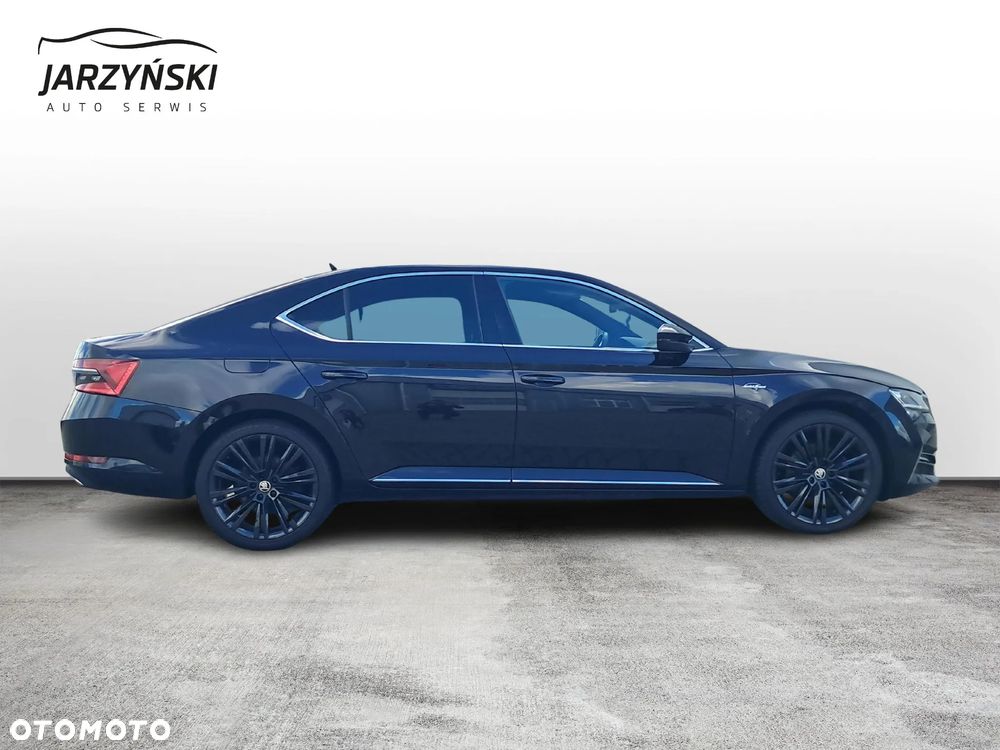 Skoda Superb 2.0 TDI SCR 4x4 L&K DSG - 6