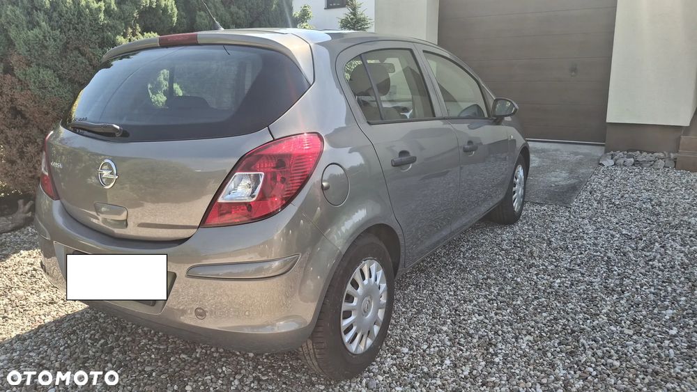Opel Corsa 1.2 16V Edition / Active - 5